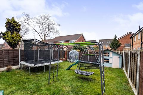 91 Wakelam Drive, Armthorpe, Doncaster, DN3 2FR