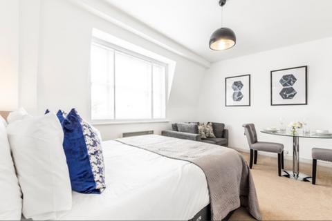 Studio to rent, Hill Street, Mayfair, W1J