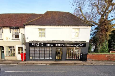 Retail property (high street) to rent, High Street, Pangbourne, Berkshire