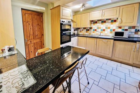 4 bedroom semi-detached house for sale, School Field, Preston PR5