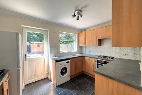 2 bedroom terraced house to rent, Midwinter Avenue, Abingdon OX14