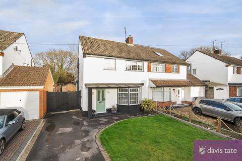 3 bedroom semi-detached house for sale, Rochester Avenue, Reading RG5