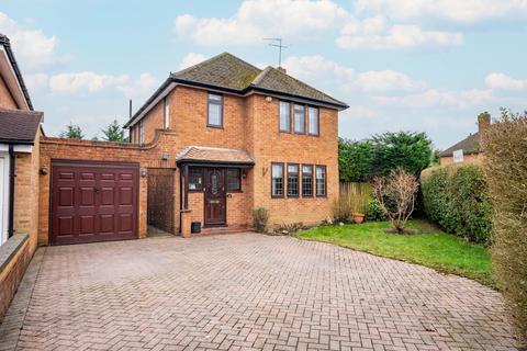 3 bedroom detached house for sale, Tippendell Lane, St. Albans AL2