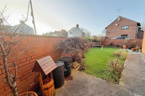 3 bedroom end of terrace house for sale, Bridge Street, Deeside CH5