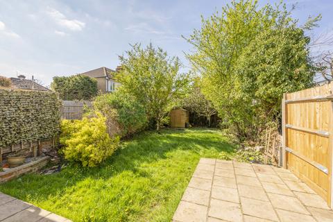 4 bedroom semi-detached house for sale, Westbury Road, New Malden KT3