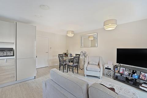 1 bedroom apartment for sale, Five Oaks Lane, Chigwell IG7