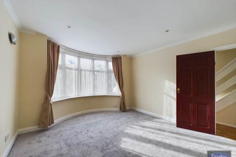 4 bedroom house to rent, Merewood Road, Barnehurst ,