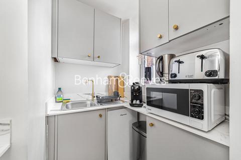 1 bedroom apartment to rent, Clifford's Inn,  Fetter Lane EC4A