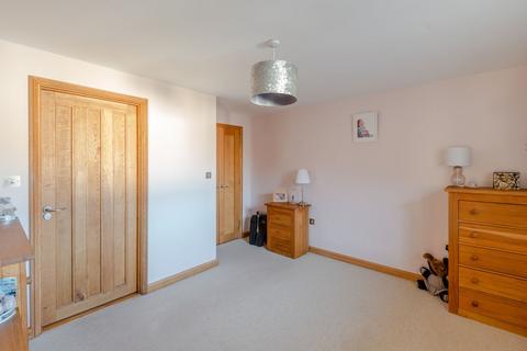 1 Iter Court, Bow, Crediton, EX17 6BZ