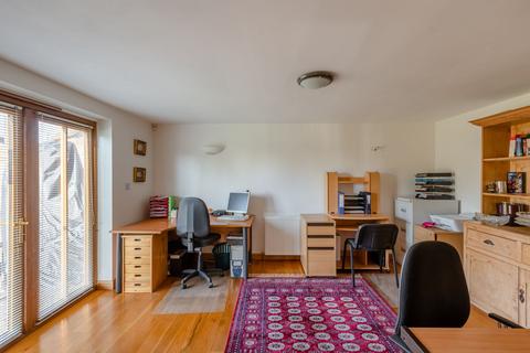 1 Iter Court, Bow, Crediton, EX17 6BZ