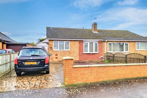 2 bedroom semi-detached bungalow for sale, Bishops Walk, Gunton