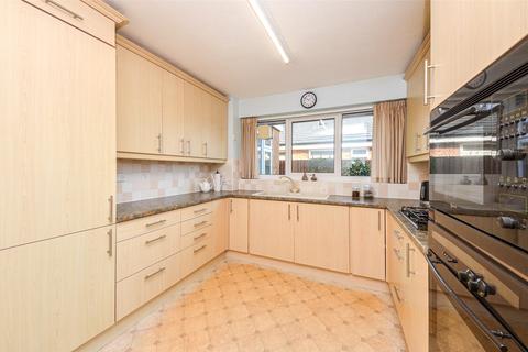 3 bedroom bungalow for sale, Llys Gwyn, Penrhyn Bay, Llandudno, Conwy, LL30