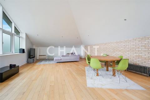 3 bedroom apartment for sale, The Grainstore, 65 Western Gateway, Canning Town, London, E16