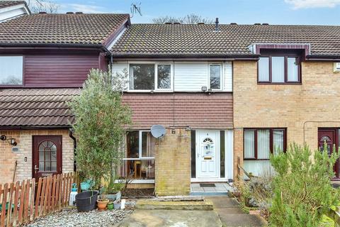 2 bedroom terraced house for sale, Poynings Road, Crawley RH11