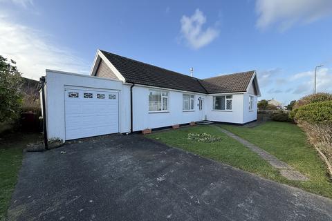 3 bedroom bungalow for sale, Castle View, Simpson Cross, Haverfordwest, Pembrokeshire, SA62