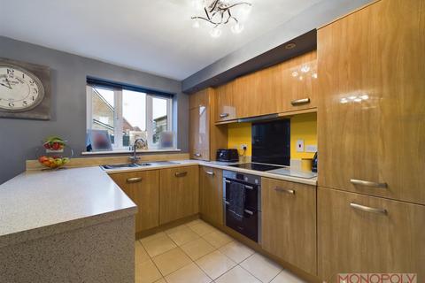 3 bedroom detached house for sale, Pentre Court, Wrexham