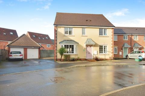 4 bedroom detached house for sale, Attlebridge Way Kingsway, Quedgeley, Gloucester, GL2