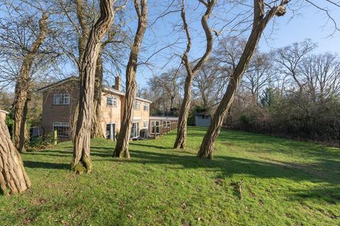 4 bedroom detached house for sale, Chamberlains Gardens, Leighton Buzzard