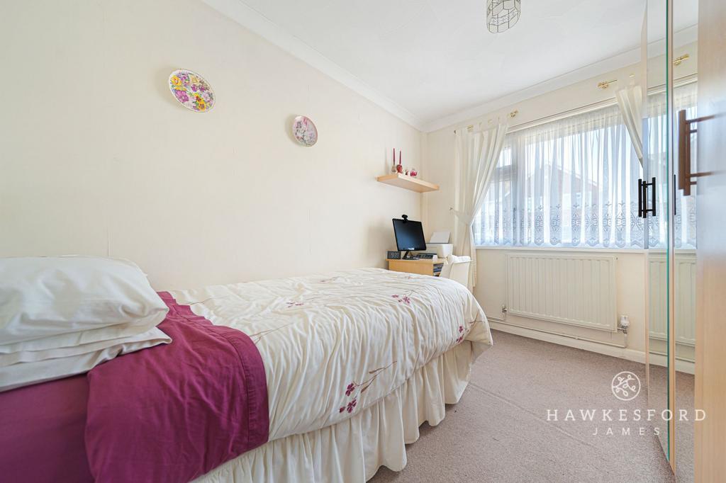 Rosemary Avenue, Minster on Sea - Bedroom 2