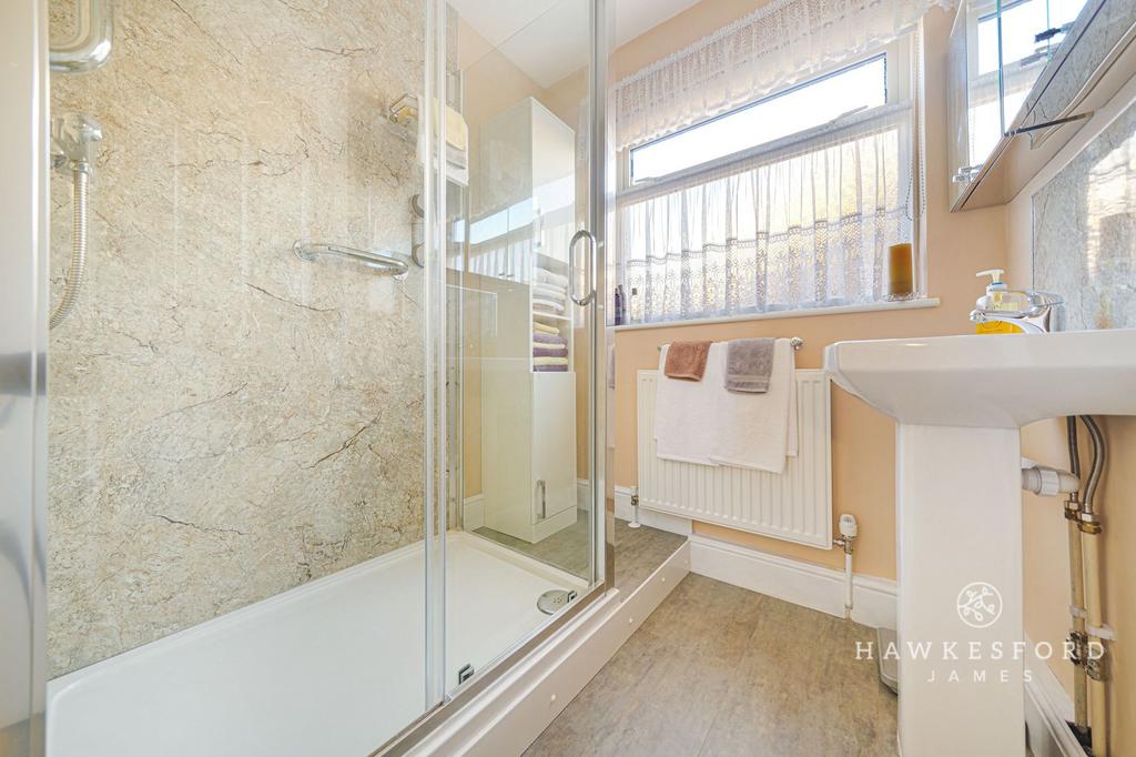 Rosemary Avenue, Minster on Sea - Shower room