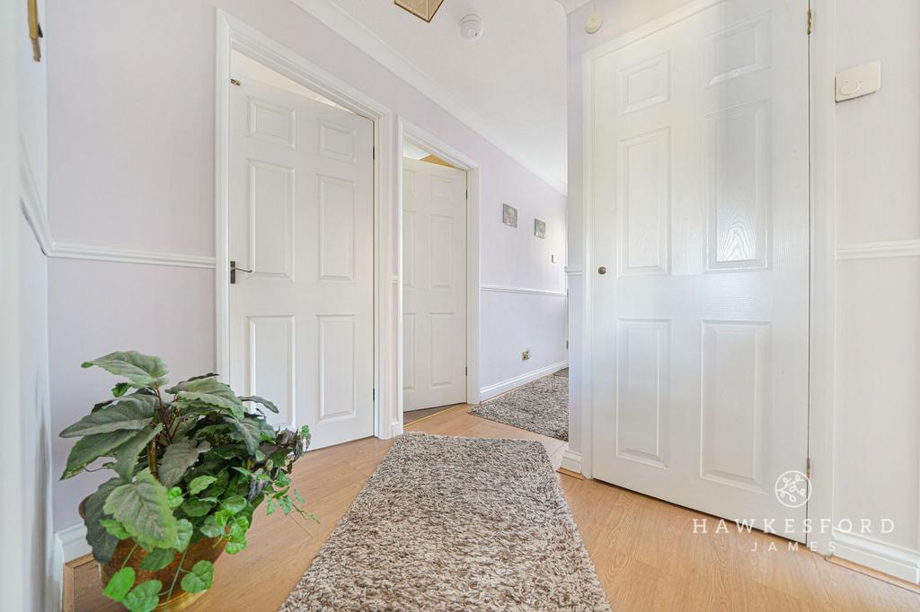 Rosemary Avenue, Minster on Sea - Entrance hall