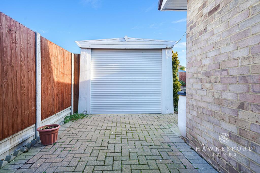 Rosemary Avenue, Minster on Sea - Garage