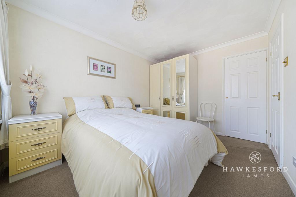 Rosemary Avenue, Minster on Sea - Bedroom 1