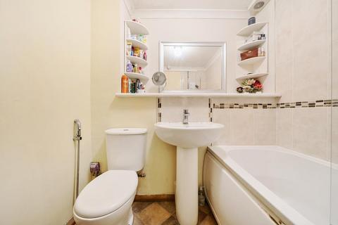 1 bedroom maisonette for sale, Isleworth,  London,  TW7