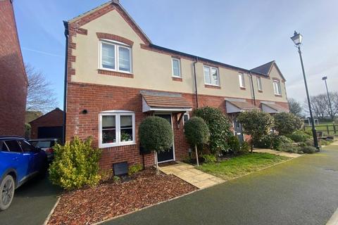 2 bedroom end of terrace house for sale, Sid Courtney Road, Tiddington