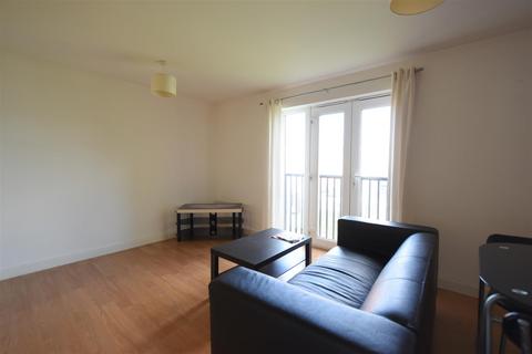 2 bedroom flat to rent, Priory Court, Edgbaston B5