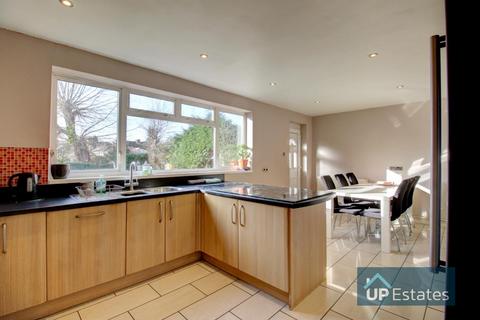 49 Jacklin Drive, Coventry, CV3 6QG