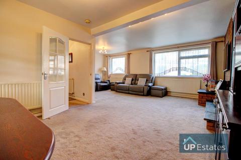 49 Jacklin Drive, Coventry, CV3 6QG
