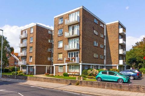 2 bedroom flat to rent, Wykeham Road, Worthing, BN11 4JA