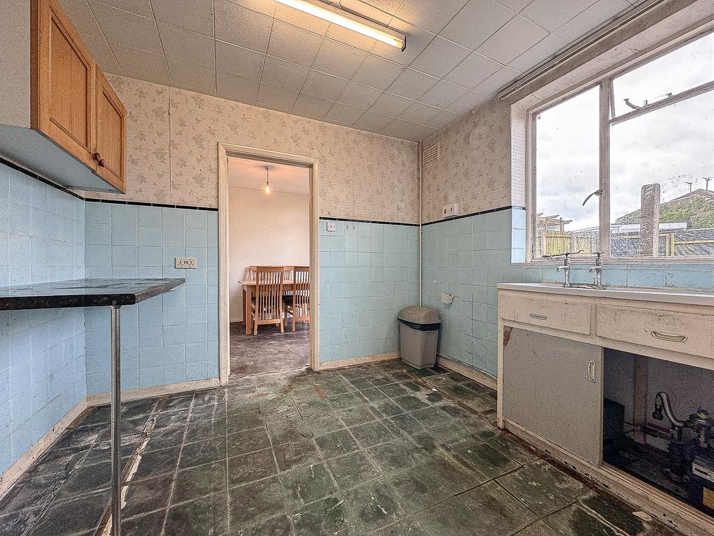 Kitchen (2)