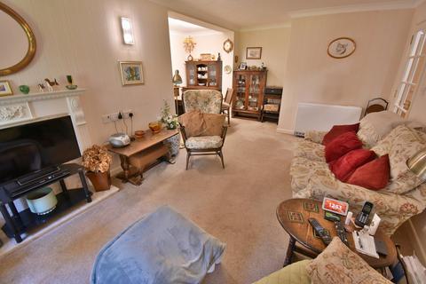 2 bedroom retirement property for sale, Glenmoor Road, West Parley, Ferndown, BH22