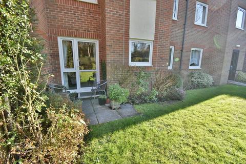 2 bedroom retirement property for sale, Glenmoor Road, West Parley, Ferndown, BH22