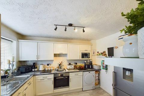 3 bedroom semi-detached house for sale, Trefoil Close, Worcester, Worcestershire, WR5