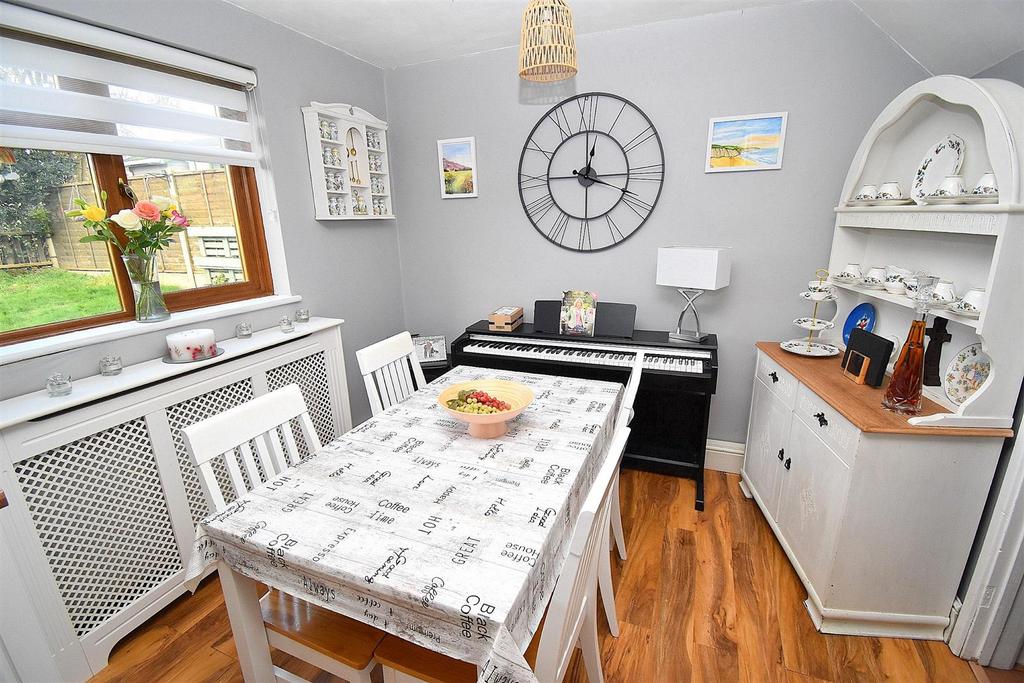 Dining area.jpg