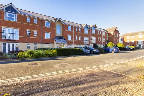 2 bedroom flat to rent, Alma Road, Banbury OX16