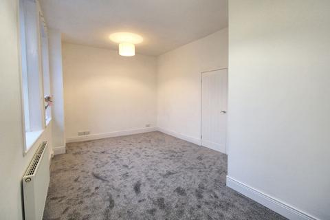 2 bedroom flat for sale, Rothbury Terrace, Heaton, Newcastle upon Tyne, Tyne and Wear, NE6 5DD