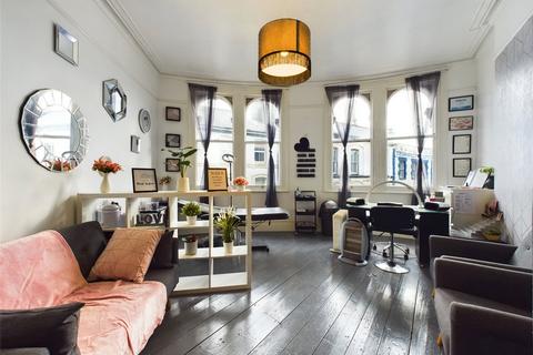 3 bedroom property for sale, High Street, Holsworthy, Devon