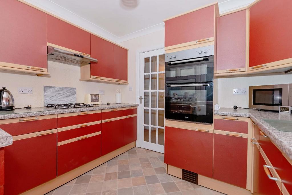 Seafield Ave 14.jpg