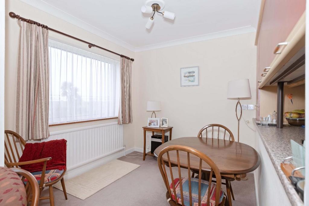 Seafield Ave 9.jpg