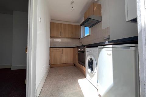 2 bedroom flat to rent, Bonchurch Road, Brighton