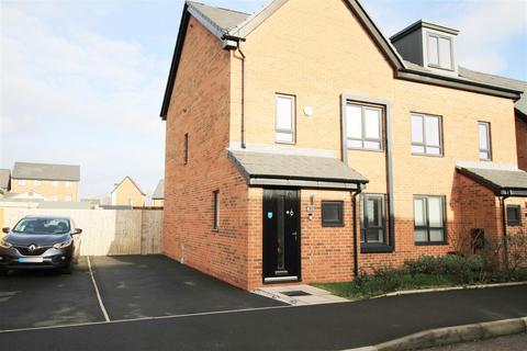 4 bedroom semi-detached house for sale, Pankhurst Street, Denton M34