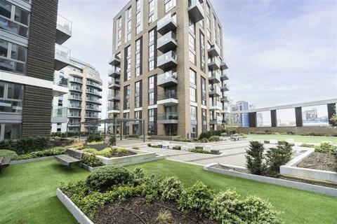 1 bedroom flat for sale, Bridges Court Road, London SW11