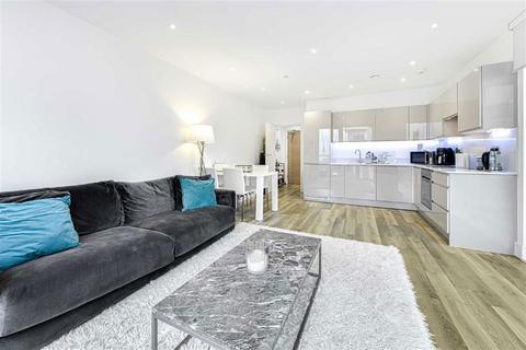 1 bedroom flat for sale, Bridges Court Road, London SW11