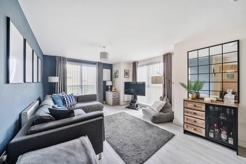 2 bedroom apartment for sale, Holly Acre, Bedfordshire LU5