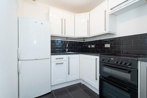 1 bedroom apartment to rent, Osprey Close, Falcon Way, Watford, Hertfordshire, WD25