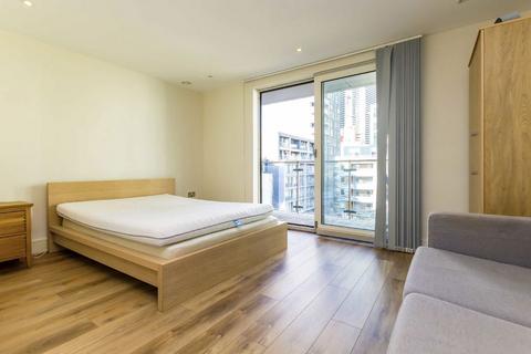 Studio to rent, Indescon Square, London E14